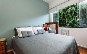 Pineapples BR1009 - Apartamento em Copacabana com vista para a Floresta